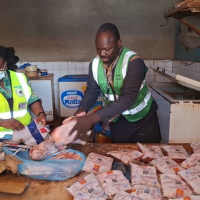 Sécurité alimentaire : saisie de volailles illégales à Ouagadougou, des risques sanitaires et des sanctions en&nbsp;jeu